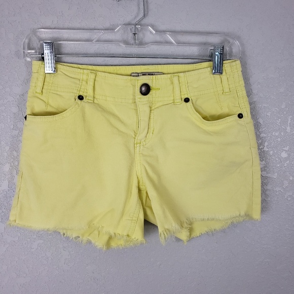 corduroy cut off shorts